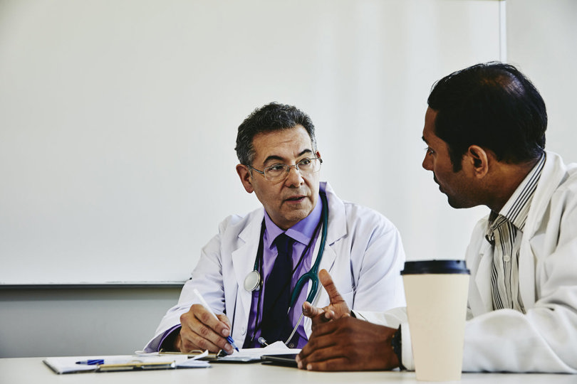 doctors-in-a-meeting